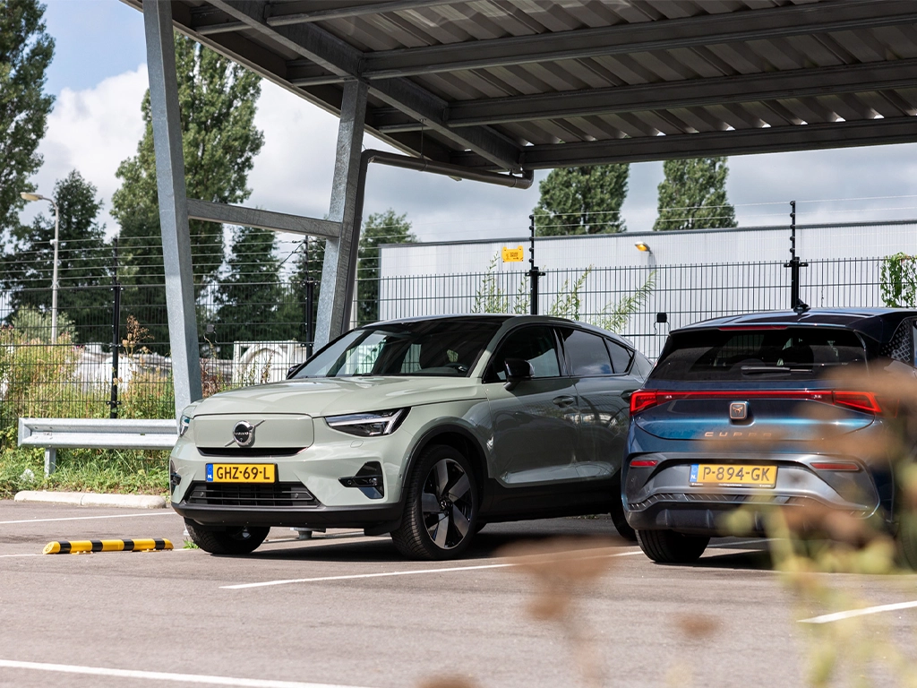 Solar carport Buzzard van voren