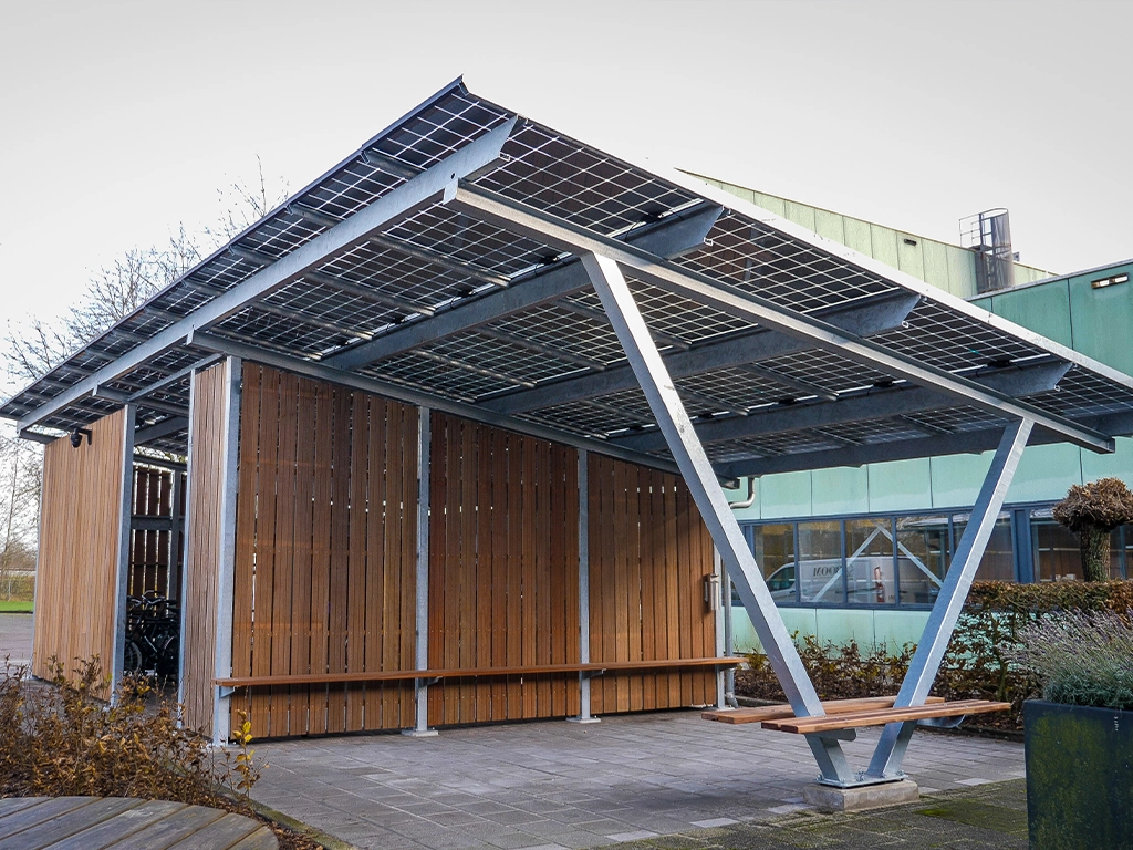 Fietsenstalling met zonnepanelen Oak