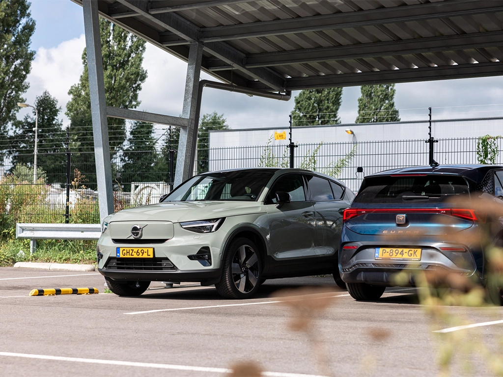 Solar carport E-ports